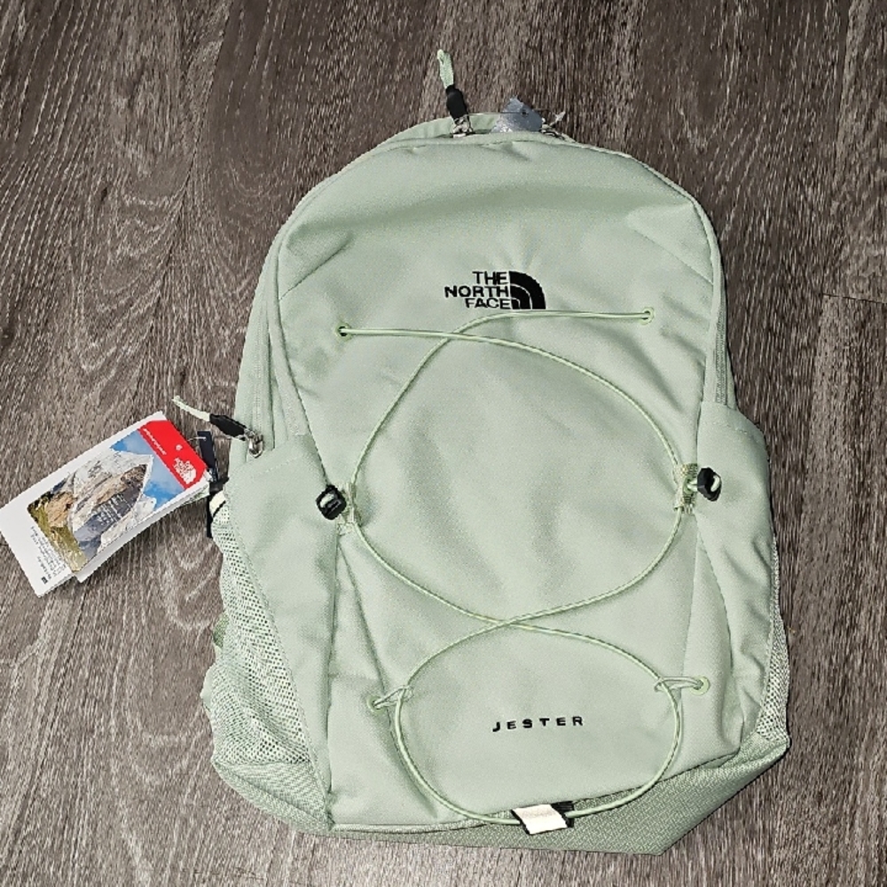 The North Face Nwts W Jester Backpack!! Misty Sage/TNFBK!! Beautiful!!